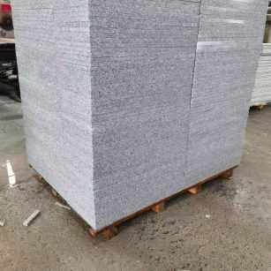 衡阳 芝麻白火烧面1.8厚300*600地铺石，尺寸标准，厚薄均匀