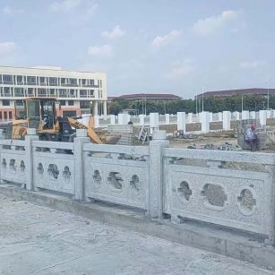 衡阳 白麻花岗岩荔枝面河道栏杆