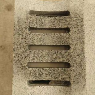 衡阳 芝麻白拉丝面花岗岩U型开槽排水槽