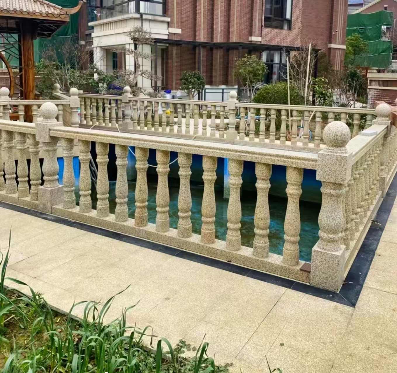 衡阳黄金麻花岗岩石材栏杆，扶手，将军柱，花瓶柱