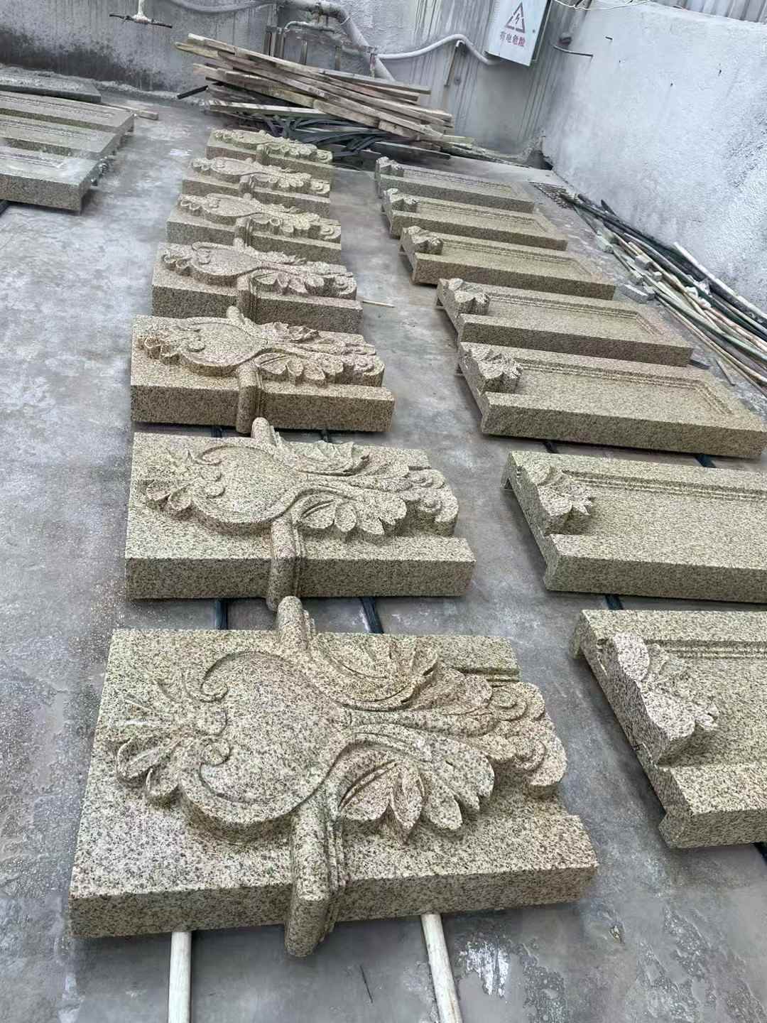 衡阳 黄金麻花岗岩别墅外墙雕刻板