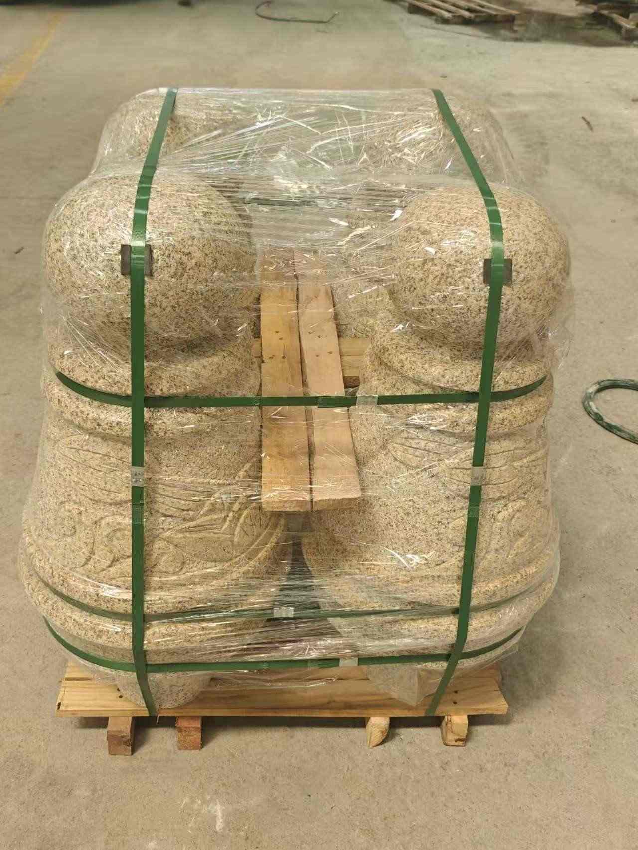 衡阳 黄金麻异形定制雕花——棒棒糖挡车柱