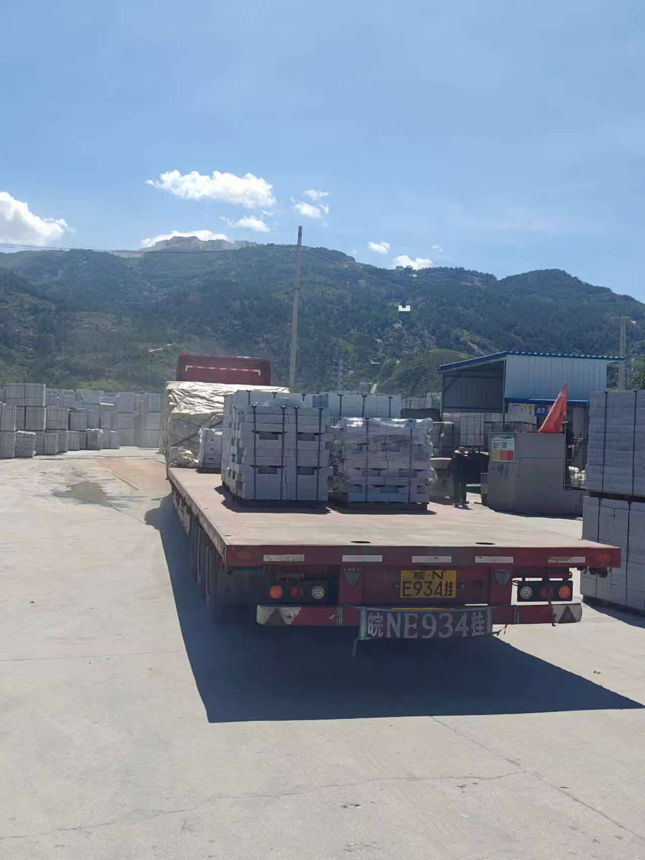 衡阳 芝麻白仿形路沿石，直形路沿石