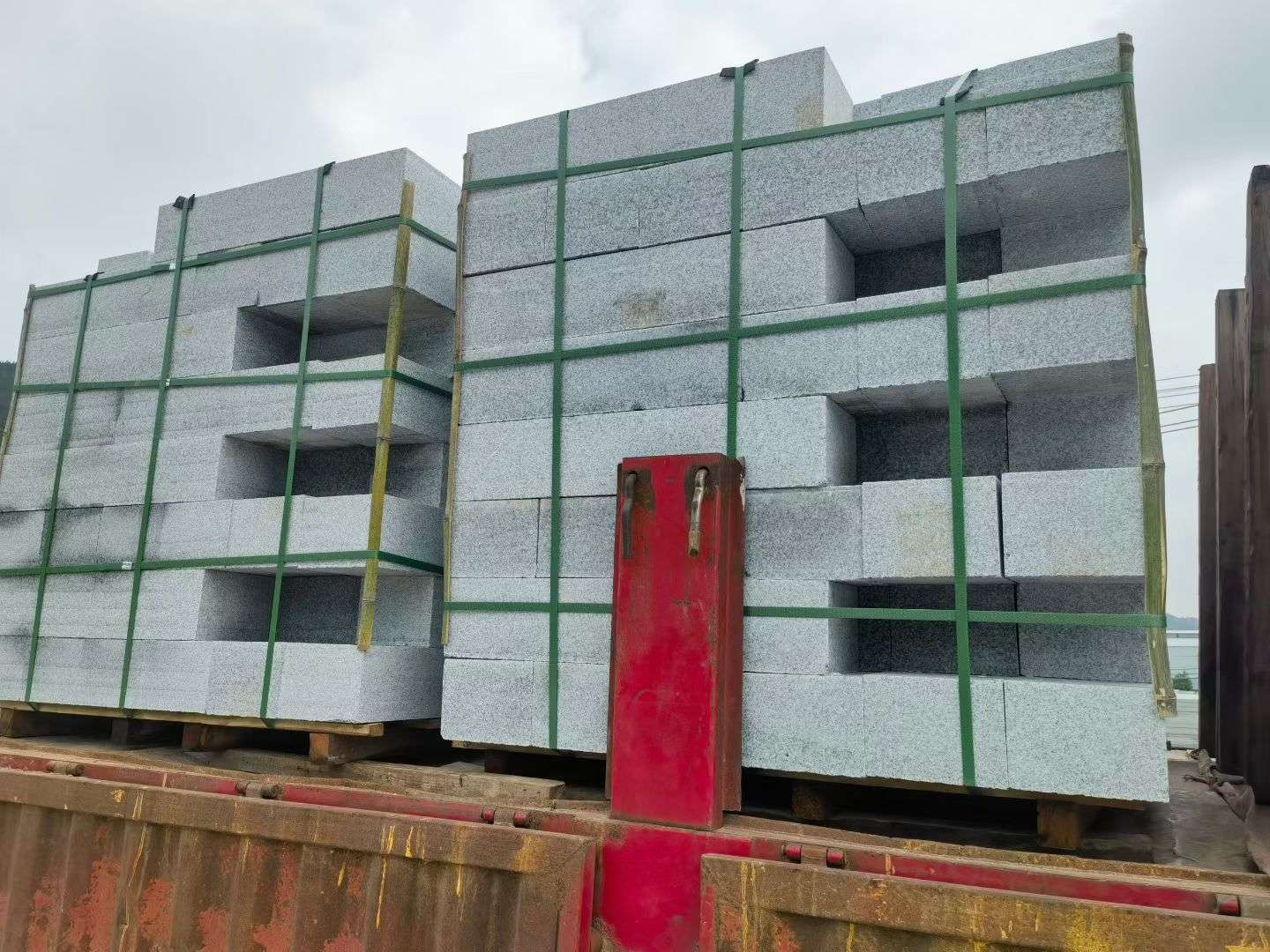 衡阳 芝麻白花岗岩路沿石，平石，路侧石，马路牙子，路缘石，立缘石，平缘石等