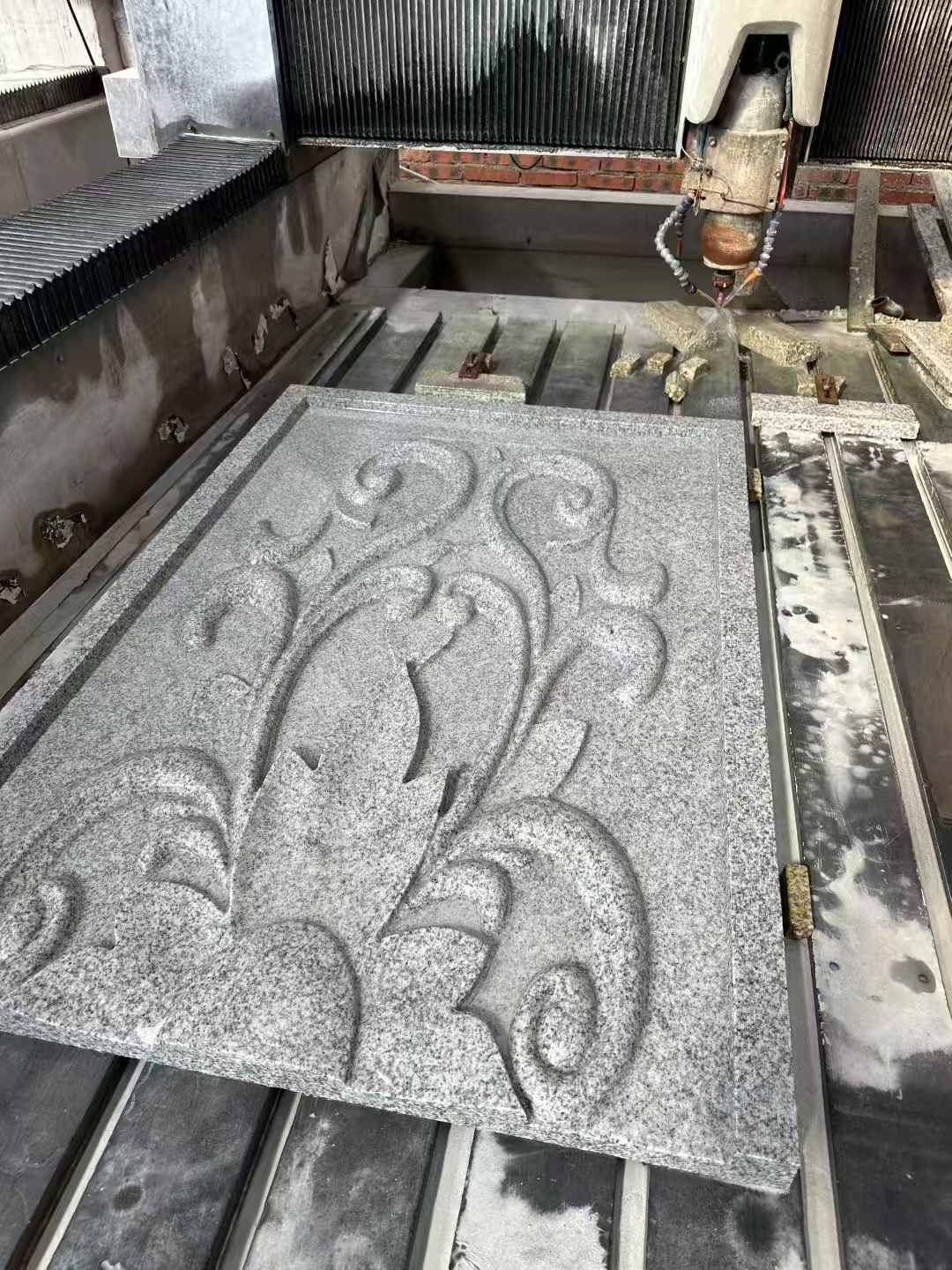 衡阳 白麻别墅干挂雕花板