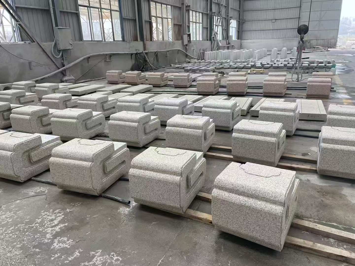 衡阳 白麻花岗岩异形加工-石凳，坐凳