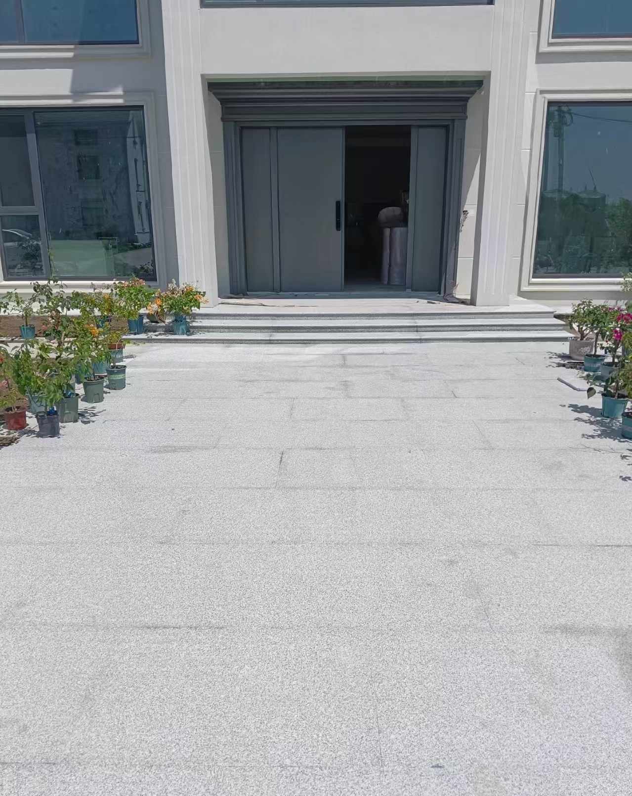 衡阳 芝麻白花岗岩地铺石地面铺装